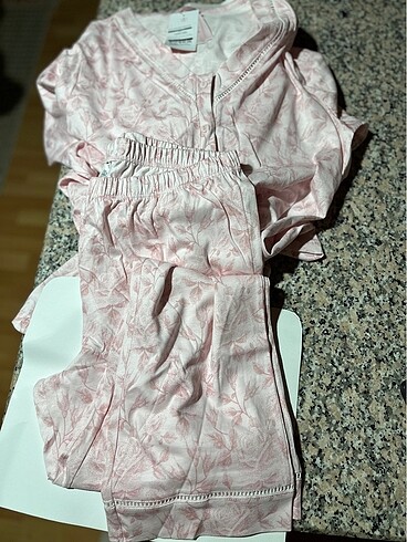 l Beden Suwen pijama takımı