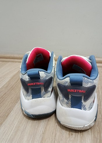 Renkli Yılan Desenli Basketbol Ayakkabısı - Görsel 3