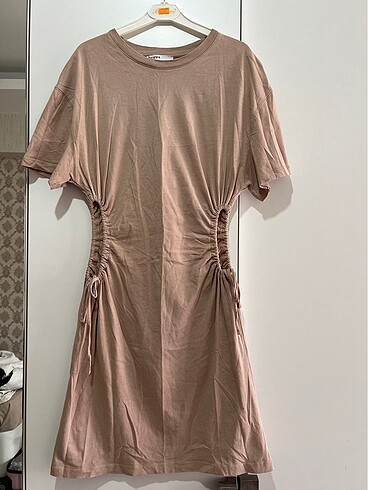Bershka elbise
