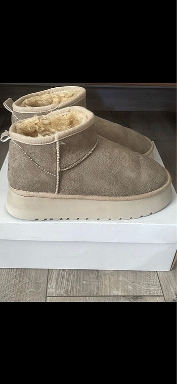 39,5 Beden KADIN UGG BOT