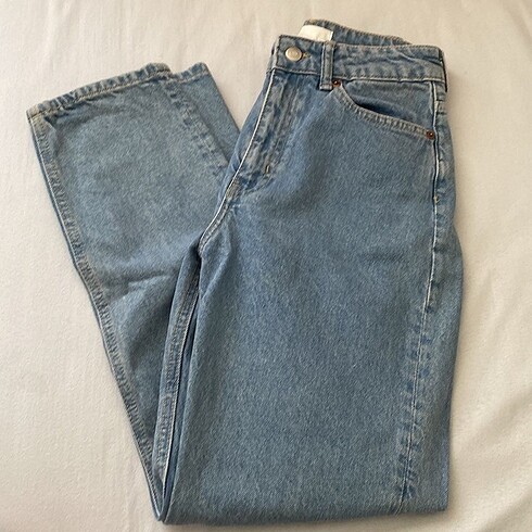 H&M mom jean