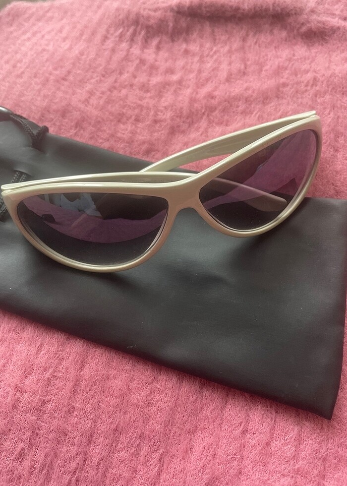 Kadın Güneş gözlüğü - Görsel 2