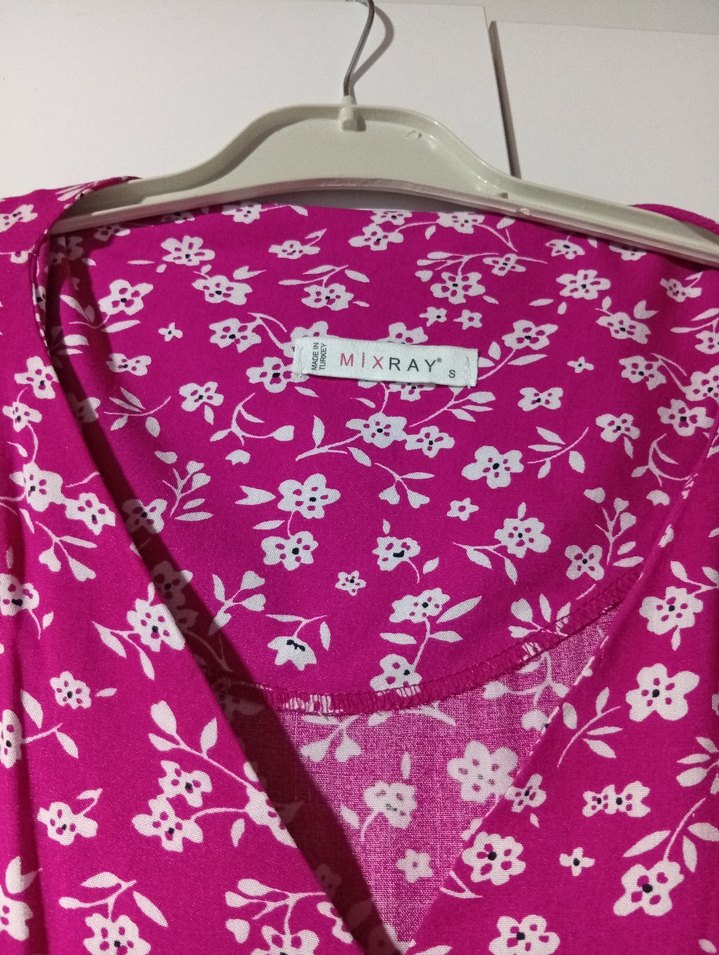 Pembe Çiçekli Uzun Düğmeli Bohem Elbise - Görsel 4