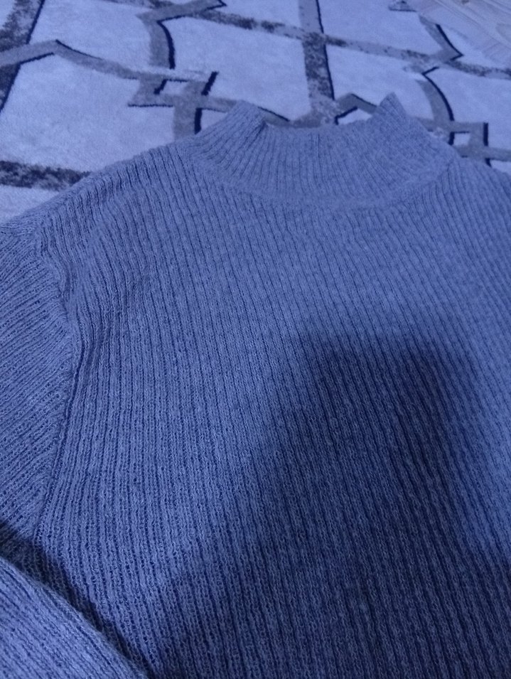 Gri Kadın Boğazlı Triko Kazak - Görsel 3