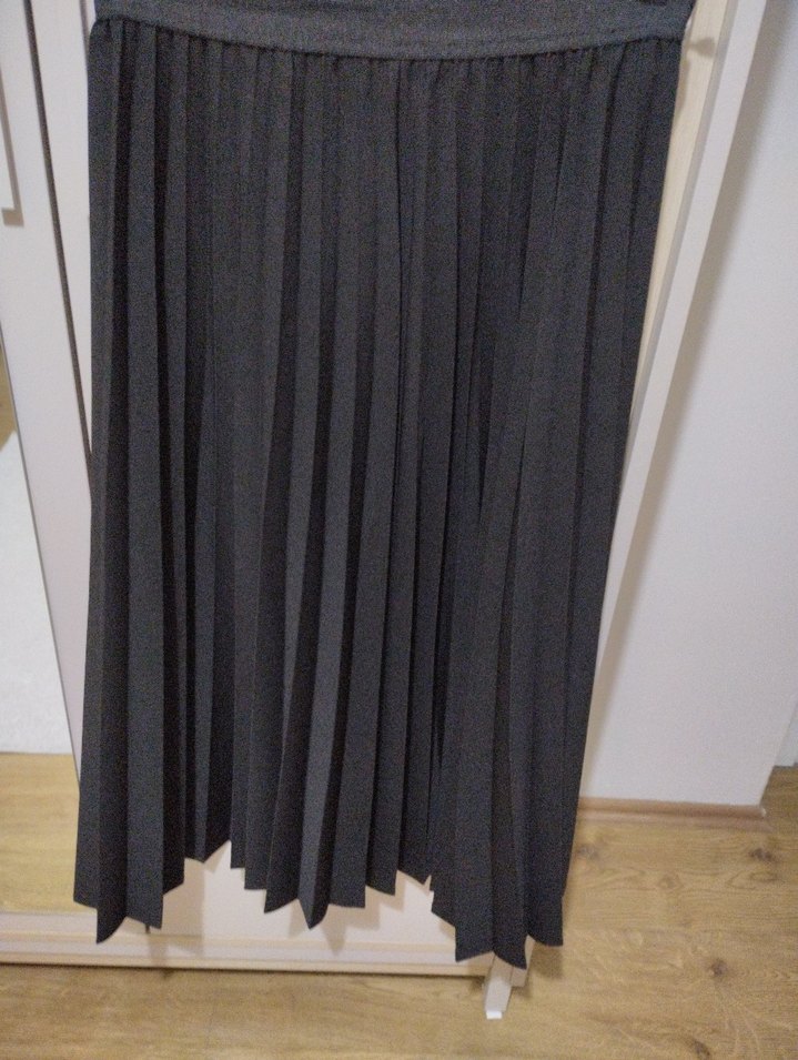 Kadın Siyah Pilili Uzun Etek - Görsel 2