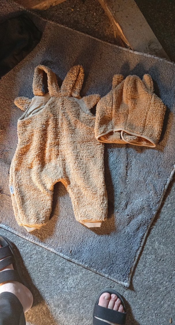 Kahverengi Örgü Kedi Tulumu ve Şapka - Görsel 2