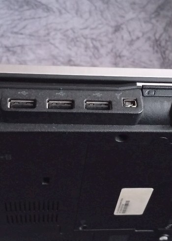 Siyah Renkli Laptop - Görsel 2