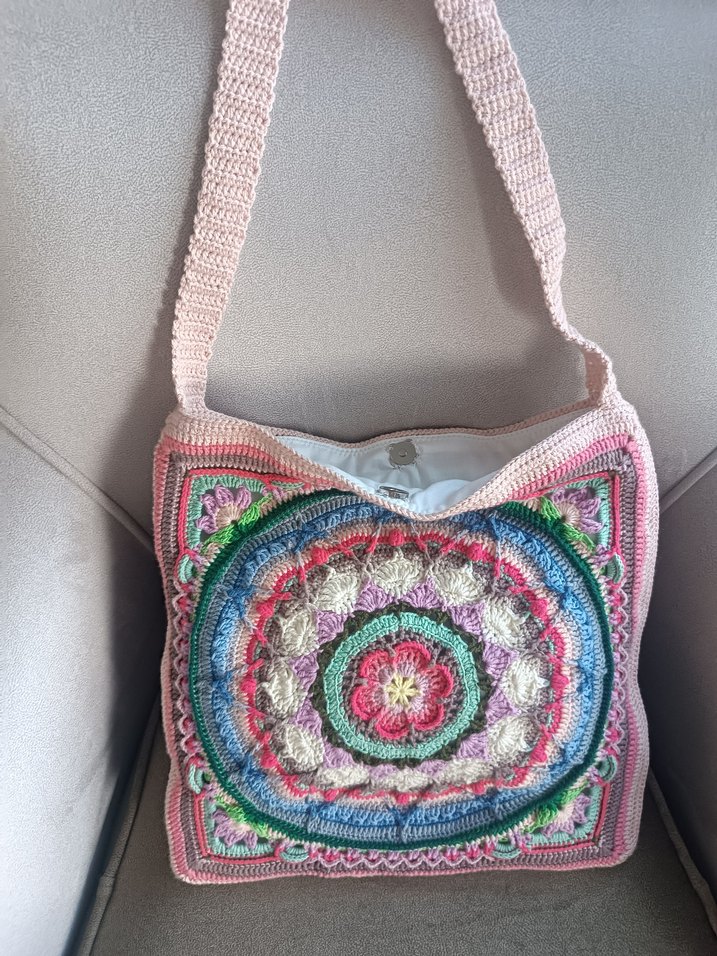 Renkli Desenli Örgü Kol Çantası - Görsel 2