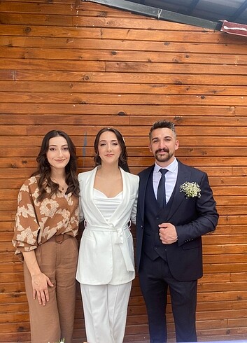Zara Beyaz takim