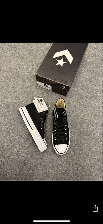 Converse Chuck Taylor All Star Platform