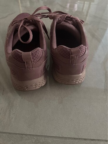 36 Beden pembe Renk Skechers gülkurusu yeni gibi spor ayakkabı