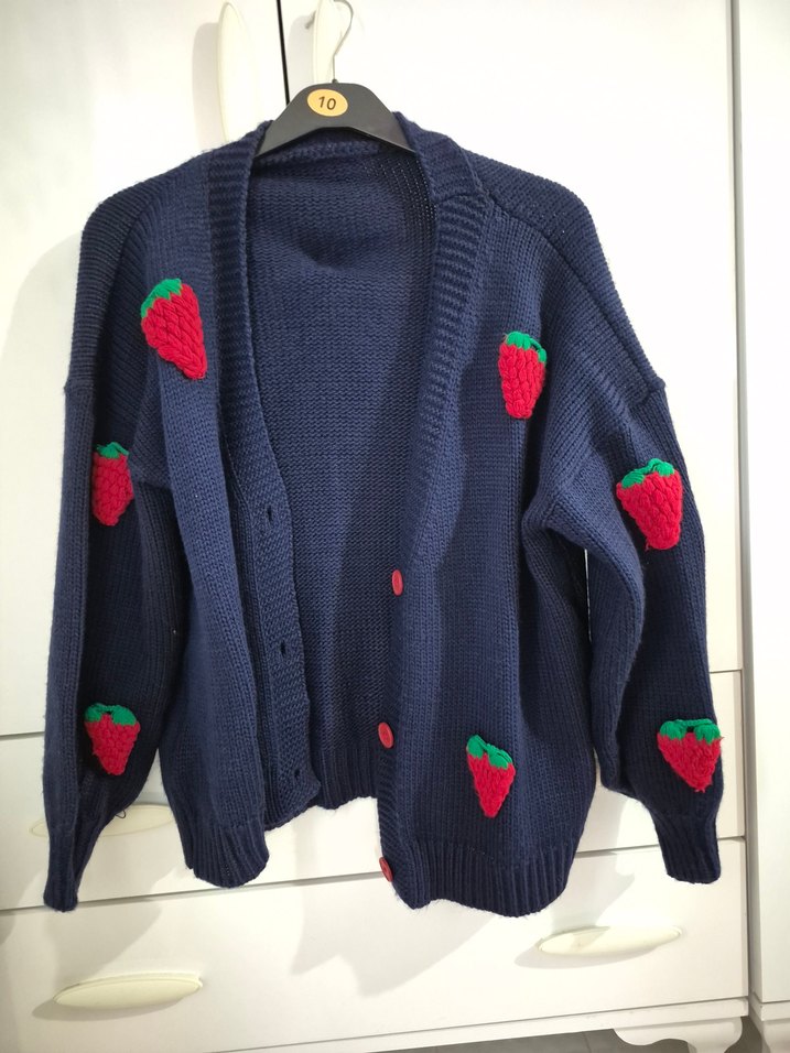 çilek hırka - Görsel 2