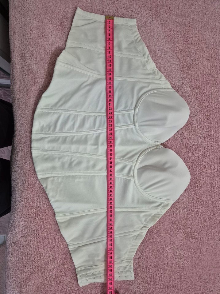 Beyaz korse - Görsel 3