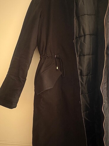 Selma Çilek Kapüşonlu Yakası Kürklü Siyah Parka - Görsel 7