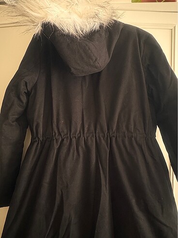 Selma Çilek Kapüşonlu Yakası Kürklü Siyah Parka - Görsel 10