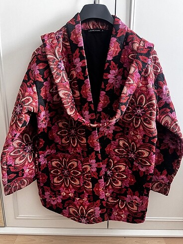 Çiçek Desenli Kimono Tarzı Ceket