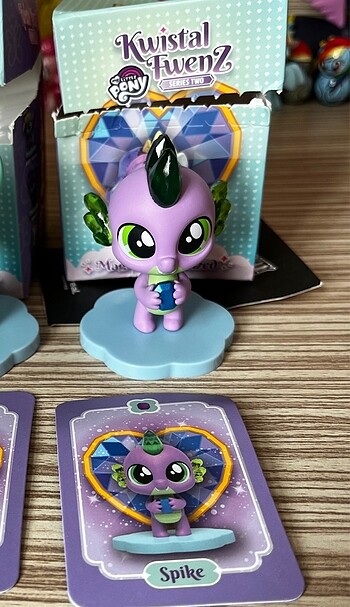 mlp kwıstal fwenz spike