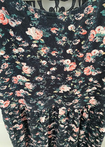 Çiçek Desenli Dantel detaylı elbise - Görsel 3