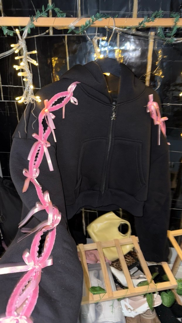 Pembe Kurdelalı Kapüşonlu Kısa Sweatshirt - Görsel 3