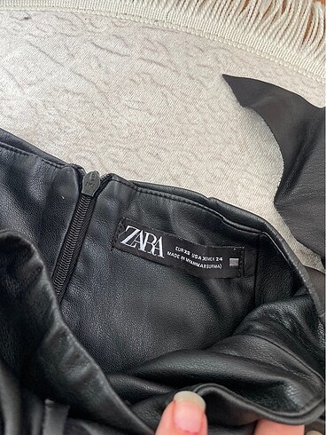 Zara Zara deri etek
