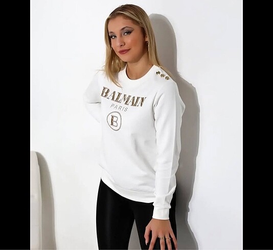 Sweatshirt