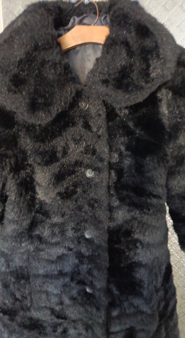 Siyah Kadın Kürk Manto - Görsel 2