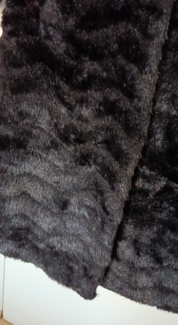 Siyah Kadın Kürk Manto - Görsel 5