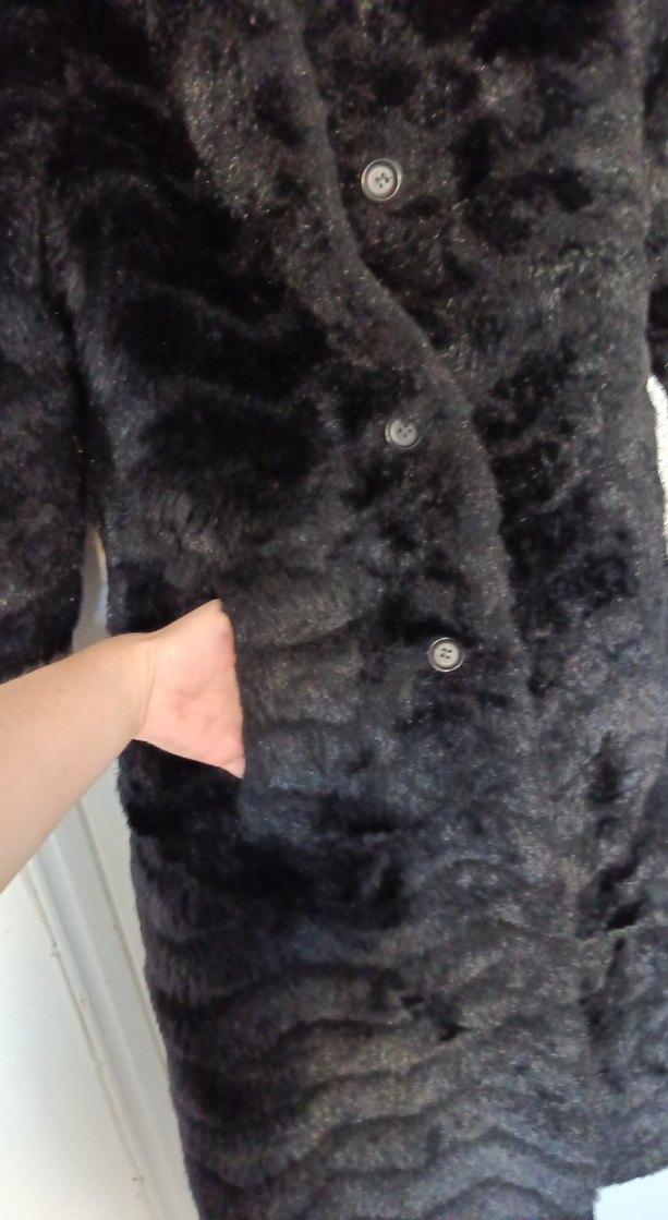 Siyah Kadın Kürk Manto - Görsel 3