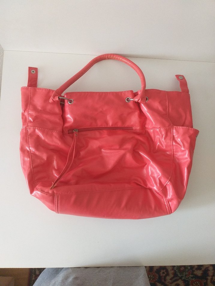 Kadın Pembe Parlak Deri Fermuarlı Çanta - Görsel 2