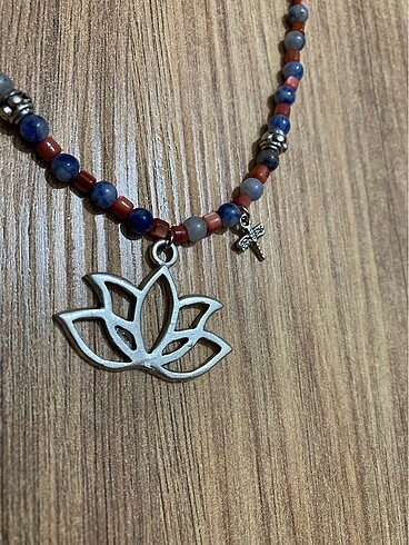 Diğer lotus kolye