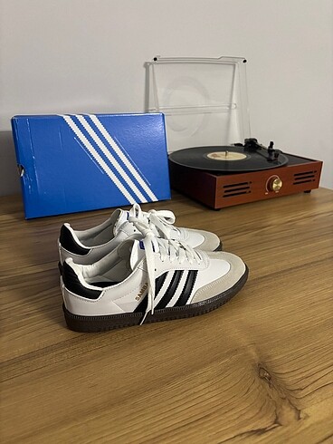 37 Beden beyaz Renk Adidas Samba