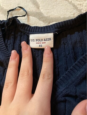 U.S Polo Assn. V yaka desenli kazak