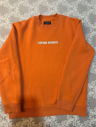 Lufian Sweatshirt M Beden