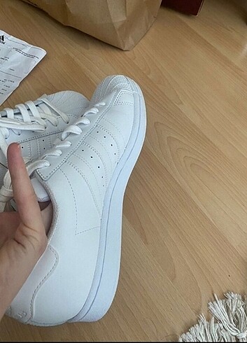 40 Beden beyaz Renk Adidas Superstar Ayakkabı 