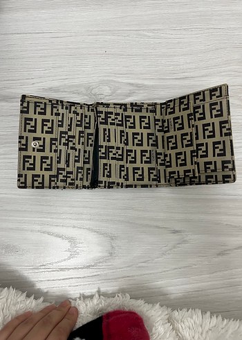 Fendi Orjinal Cüzdan - Görsel 3