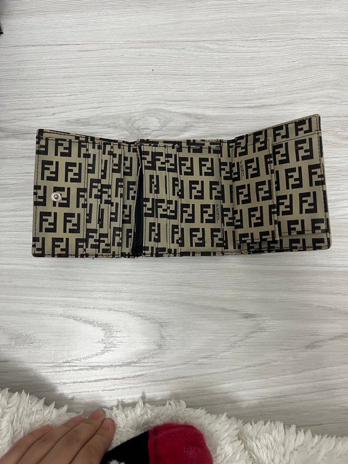 Fendi Orjinal Cüzdan - Görsel 3