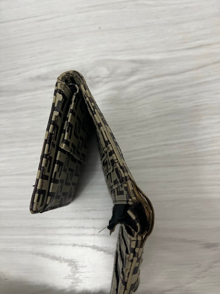 Fendi Orjinal Cüzdan - Görsel 4