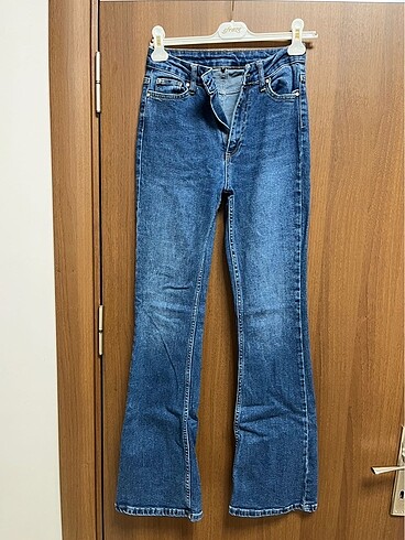 Koyu Mavi Yüksek Bel Flare Jean