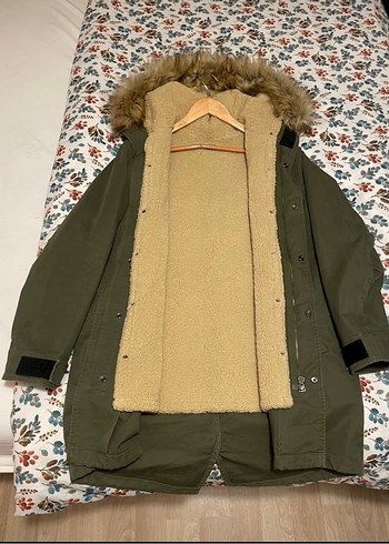 Düğmeli Yeşil Midi Kaban - Rahat ve Sıcak - Görsel 4