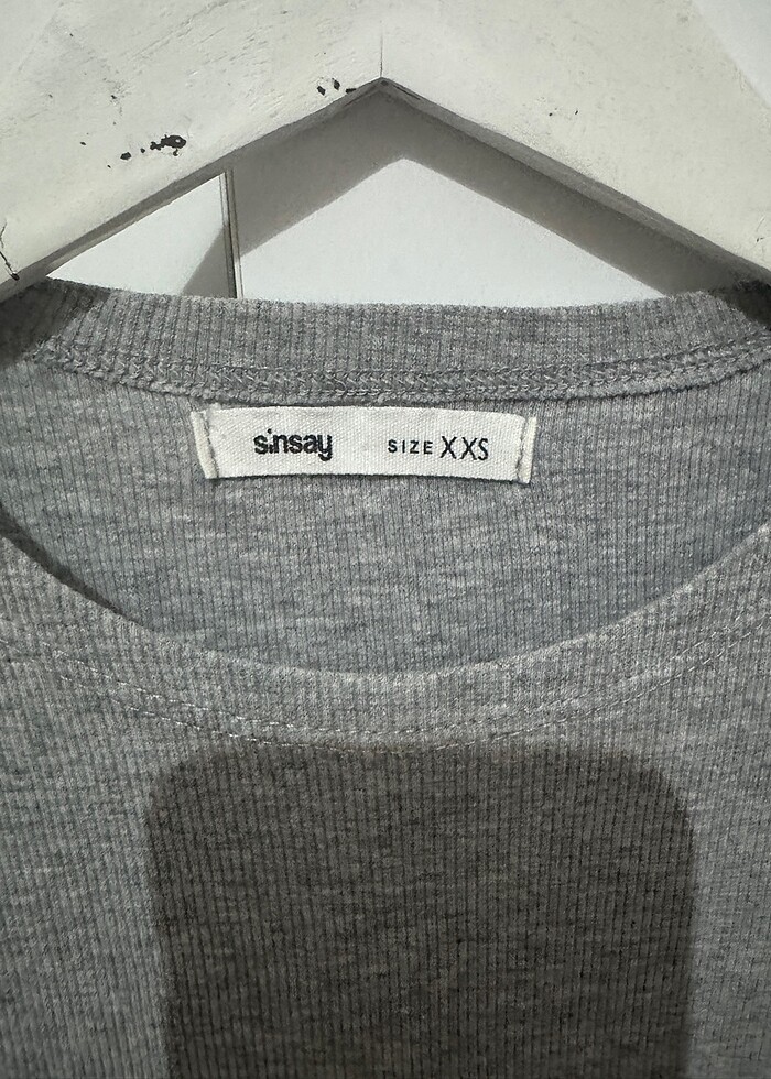 Sinsay marka - Görsel 2