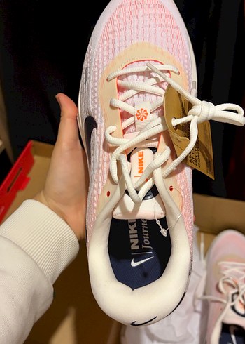 ORJİNAL NİKE SPOR AYAKKABI FATURA BOYNER - Görsel 5