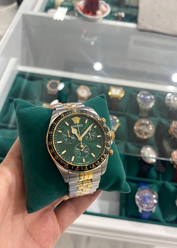 Versace Altın ve Gümüş Detaylı Erkek Kol Saati