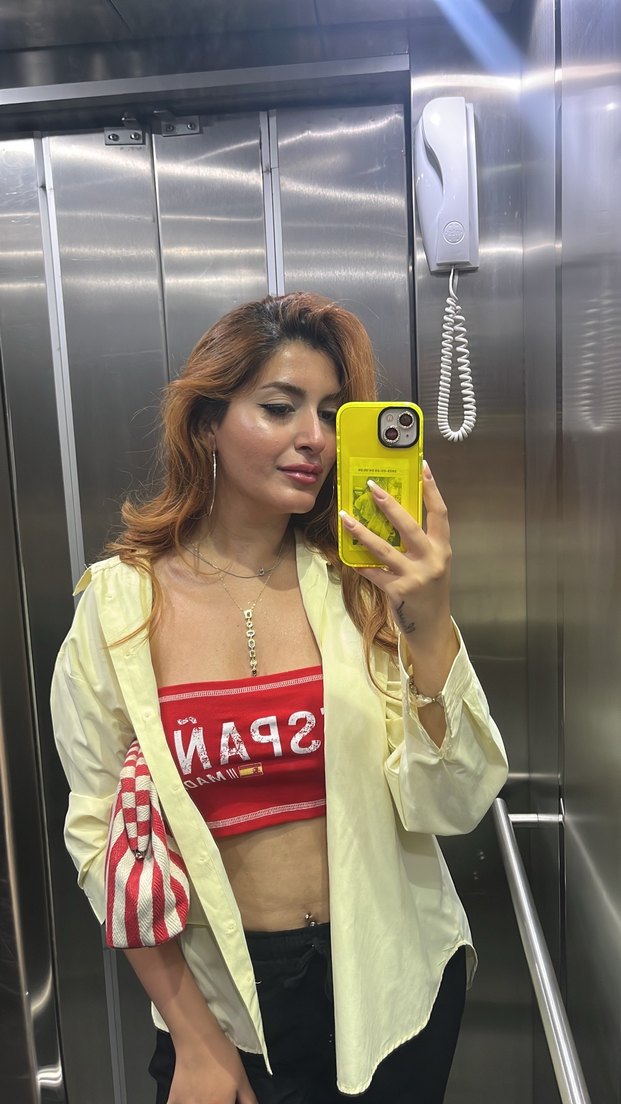 Kırmızı Straplez Mini Denim Crop Top — görsel 2/3