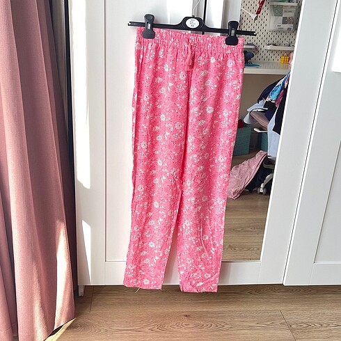 LC Waikiki LCW marka kız çocuk pantolon