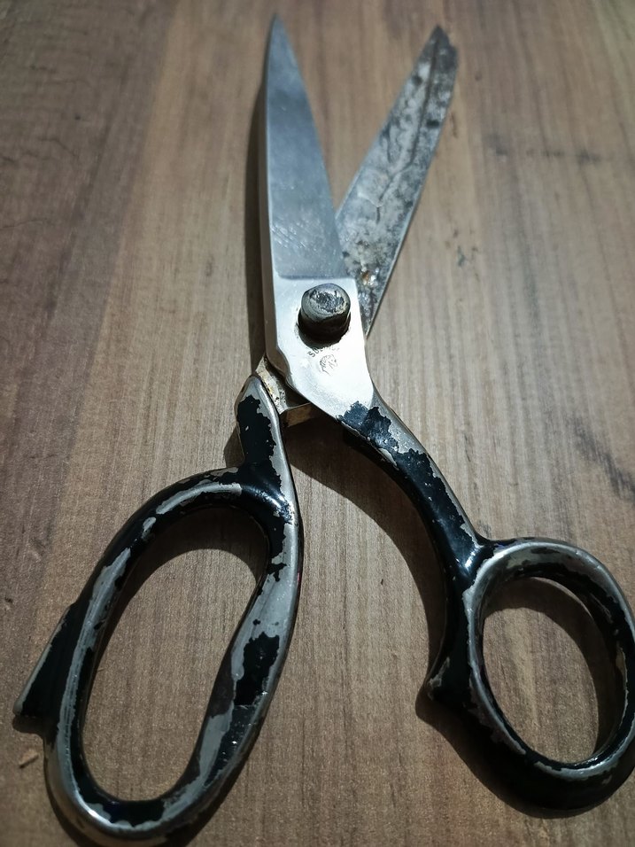 Parlak Gri solingen Makalı - Görsel 3