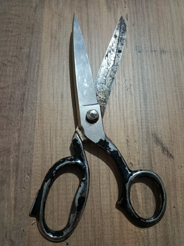 Parlak Gri solingen Makalı - Görsel 2