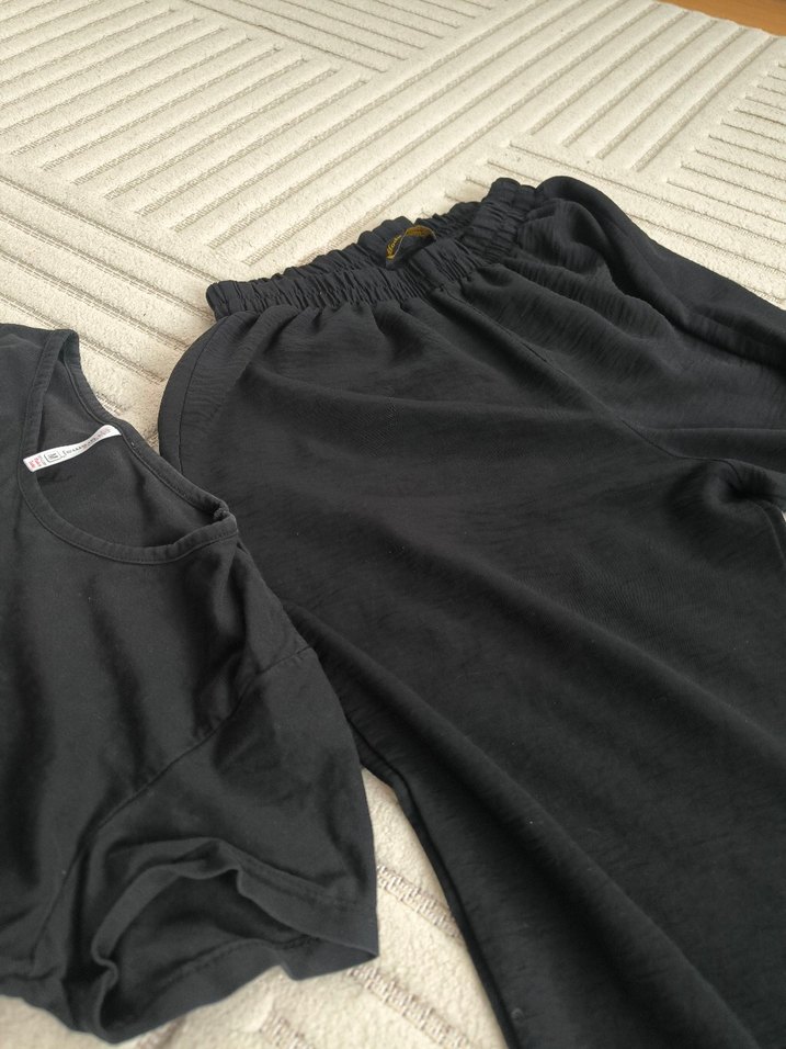 Siyah Baskılı Kadın tişört ile pijama M beden - Görsel 4