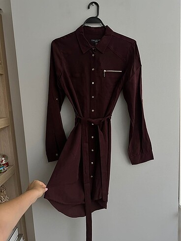 Forever New Forever New bordo gömlek elbise