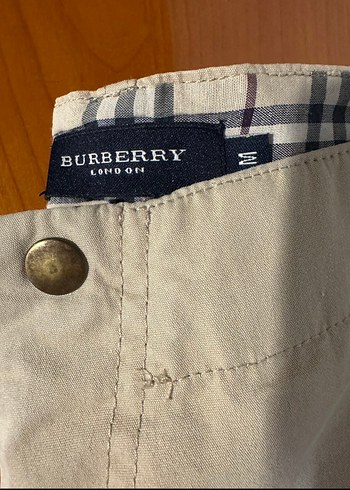 Bej Burberry Kemerli Midi Erkek Bermuda Şort - Görsel 5