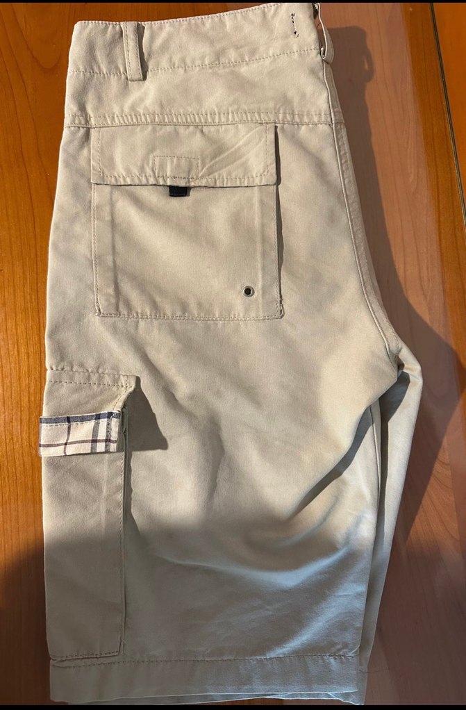 Bej Burberry Kemerli Midi Erkek Bermuda Şort - Görsel 4